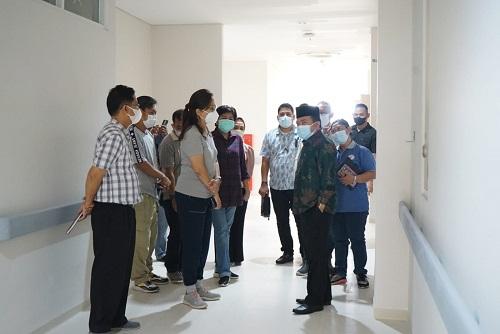 Gubernur Al Haris Berharap RS. Swasta Bantu Pemerintah Menangani Pasien Covid-19